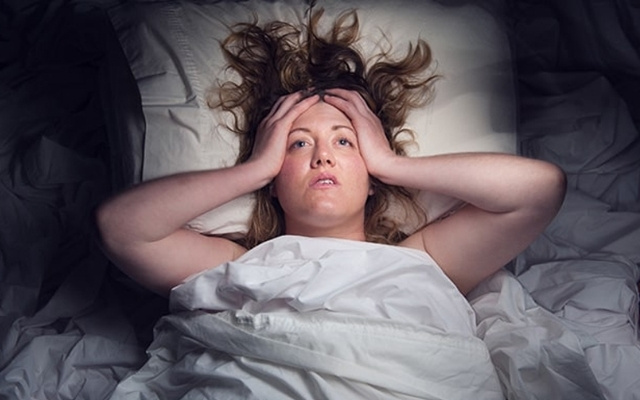 Giải mã mối liên kết giữa giấc ngủ và cân nặng